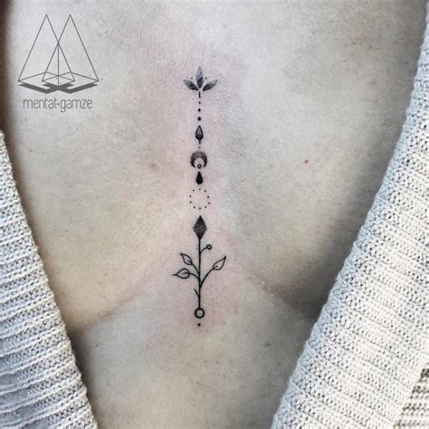 tatuajes en los senos para mujer|Imagenes de TATTOOS ¡Tatuajes para mujeres en el。